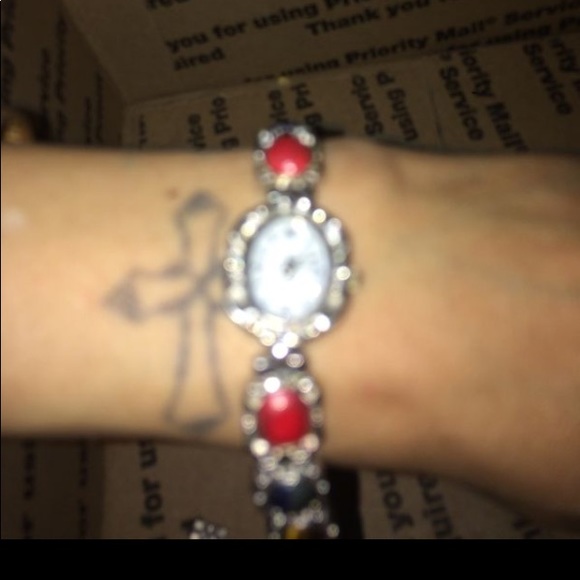Beautiful Ladies watch trade$120.00 main image 5